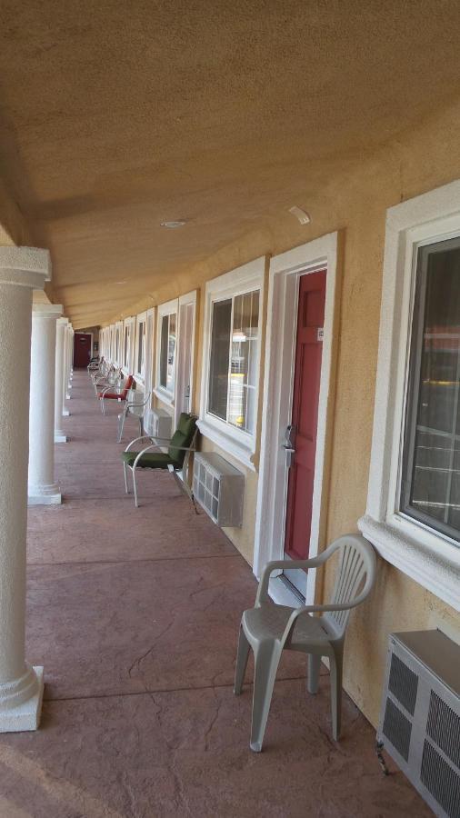 Holiday Motel Oakdale Exterior foto