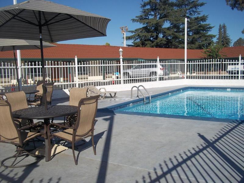 Holiday Motel Oakdale Exterior foto